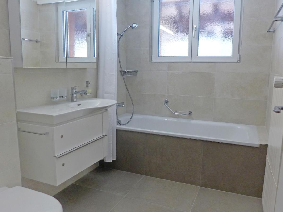 Apartment Chalet Casa Almis 5 By Interhome Гринделвалд Екстериор снимка